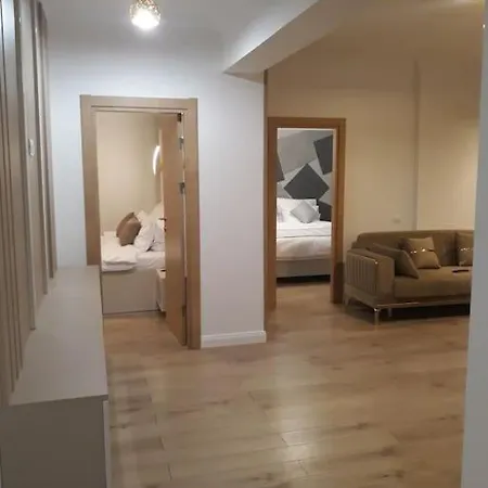 Apartment Luxury 3 *